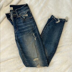 Buckle Jeans